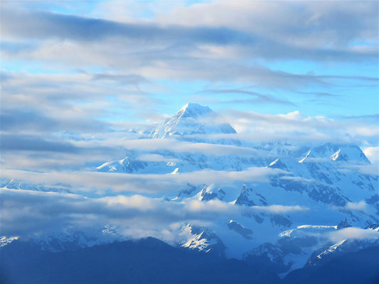 Photo Snow Covered Mountain from the Bay of Alaska