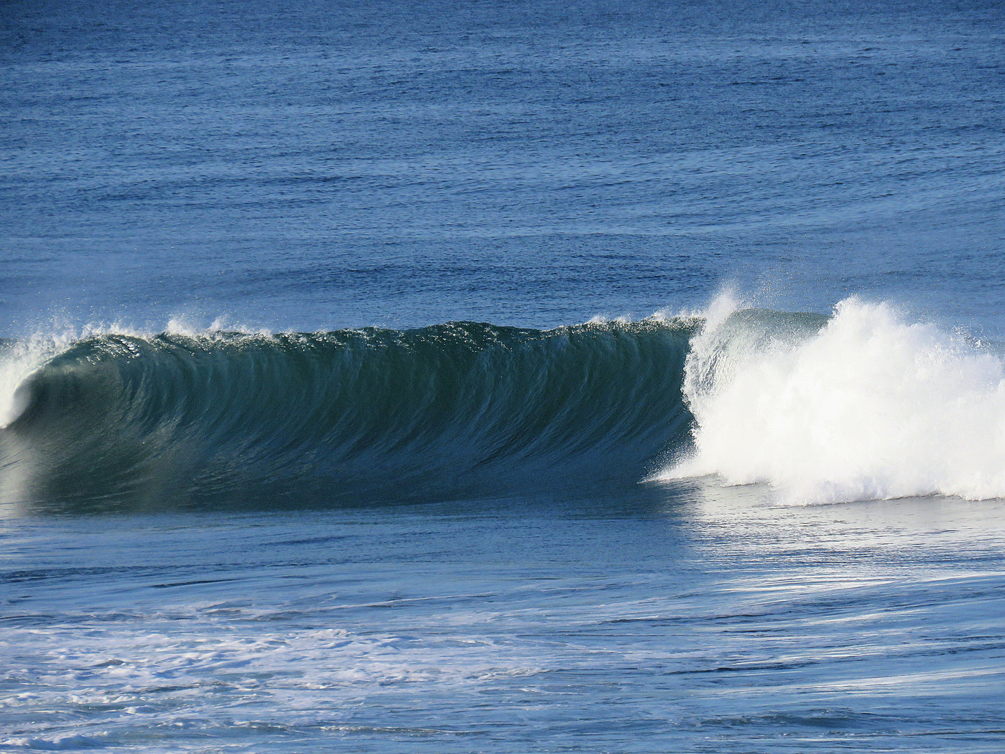 Photo Crashing Wave Ocean Carlsbad California