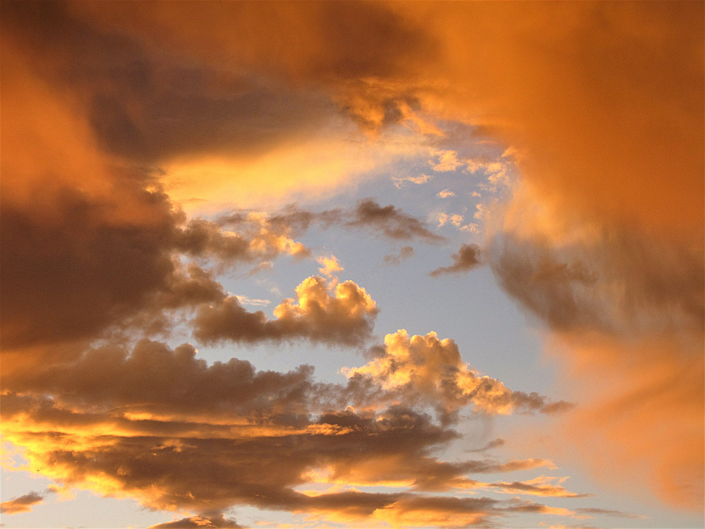 Photo Sunset Orange Yellow Clouds Pale Blue Sky Morongo Reservation Banning California